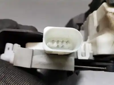 Автозапчасти б/у замок левой передней двери за audi a4 (b9) quattro ссылки oem iam 8x1837015c  