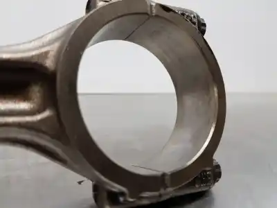 Second-hand car spare part connecting rod for audi a4 (b9) quattro oem iam references 04l105401a  4l107065r001