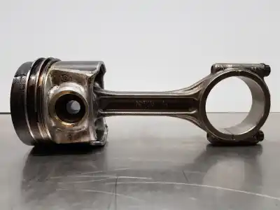 Second-hand car spare part connecting rod for audi a4 (b9) quattro oem iam references 04l105401a