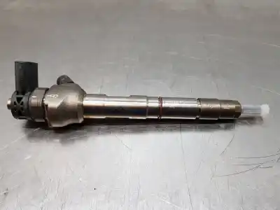 Recambio de automóvil de segunda mano de INYECTOR para AUDI A4 (B9) QUATTRO referencias OEM IAM 04L130277AE  