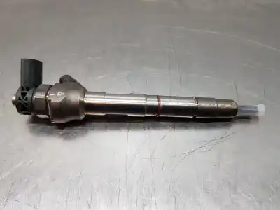 Recambio de automóvil de segunda mano de INYECTOR para AUDI A4 (B9) QUATTRO referencias OEM IAM 04L130277AE  