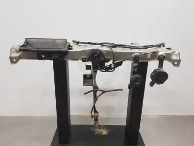 Peça sobressalente para automóvel em segunda mão reforço travessa superior por toyota corolla (e21) hev referências oem iam 5320502490