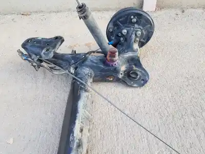 Peça sobressalente para automóvel em segunda mão charrió / suporte de eixo de trás por peugeot 208 acces referências oem iam 1607197380  