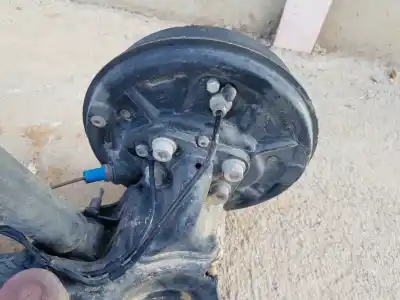 Peça sobressalente para automóvel em segunda mão charrió / suporte de eixo de trás por peugeot 208 acces referências oem iam 1607197380  