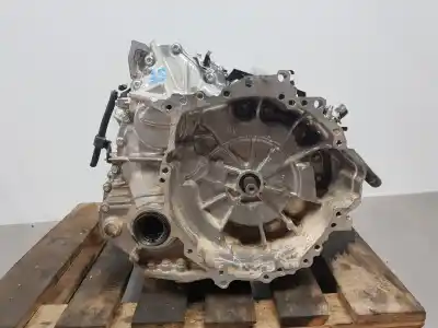 Tweedehands auto-onderdeel VERSNELLINGSBAK voor TOYOTA COROLLA (E21)  OEM IAM-referenties 3090012040  