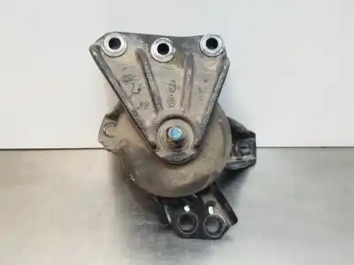 Second-hand car spare part right engine support for hyundai tucson klass bluedrive oem iam references 21810d3200  