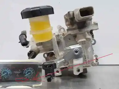 Pièce détachée automobile d'occasion POMPE D'EMBRAYAGE pour HYUNDAI TUCSON  Références OEM IAM 4147032800  