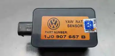 Pièce détachée automobile d'occasion CAPTEUR pour VOLKSWAGEN GOLF IV BERLINA (1J1)  Références OEM IAM 1J0907657B  1J1907637B