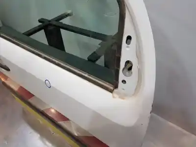 Автозапчастина б/у передні праві двері для renault kangoo dynamique посилання на oem iam 801004113r  