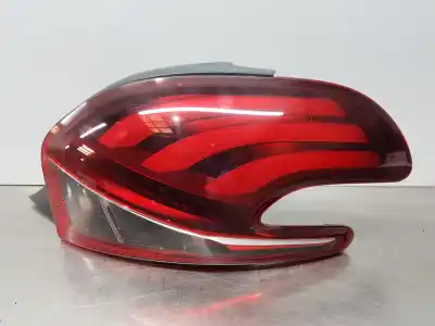 Gebrauchtes Autoersatzteil heckleuchte rechts zum peugeot 208 active 81 cv / 60 kw oem-iam-referenzen 9825601180