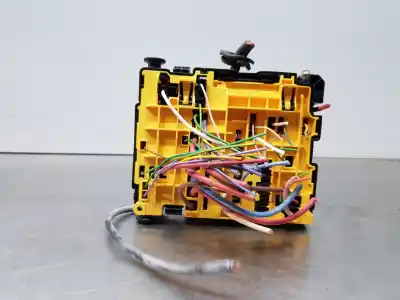 Автозапчасти б/у блок реле/предохранителей за peugeot 3008 allure ссылки oem iam 9804848580  