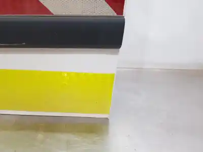 Автозапчастина б/у передні ліві двері для renault kangoo dynamique посилання на oem iam 801010229r  