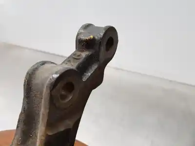 Second-hand car spare part front left knuckle for renault kangoo combi oem iam references 8200755584  