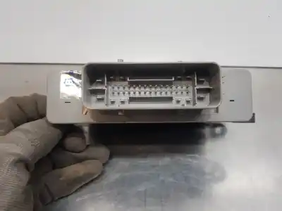 Second-hand car spare part electronic module for renault master iii furgón oem iam references 237g00625r  237g00535r