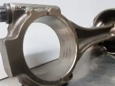 Peça sobressalente para automóvel em segunda mão biela por audi a3 (8v) attracted referências oem iam 03l105401a  