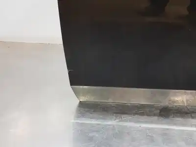 Автозапчастина б/у передні ліві двері для audi a4 avant (b8) sline посилання на oem iam 8k0831051j   Автозапчастина б/у передні ліві двері для audi a4 avant (b8) sline посилання на oem iam 8k0831051j