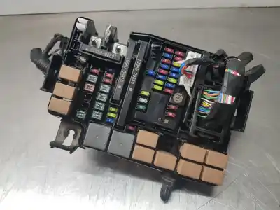 Pièce détachée automobile d'occasion boîtes à fusibles pour hyundai ioniq klass plug-in hybrid références oem iam 91208g2033