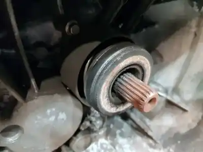 Pezzo di ricambio per auto di seconda mano riduttore per ford fiesta (cb1) active riferimenti oem iam 8a6r7002fa  1674146