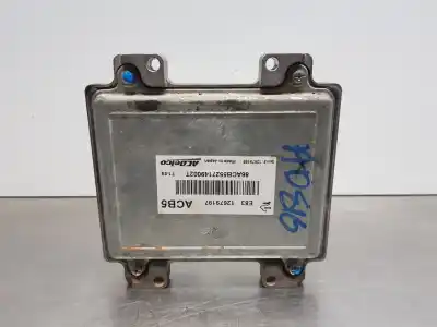 Peça sobressalente para automóvel em segunda mão centralina de motor uce por opel corsa e design line referências oem iam 12679199  12679197