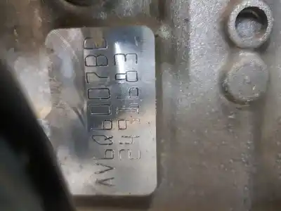 Second-hand car spare part complete engine for volvo v40 momentum oem iam references d4162t  