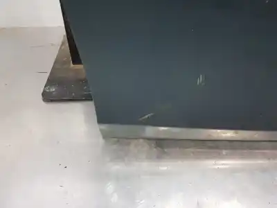 Second-hand car spare part front right door for volvo v40 momentum oem iam references 32321019  