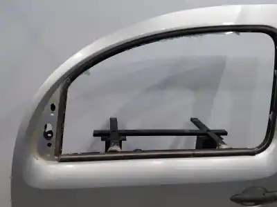 Peça sobressalente para automóvel em segunda mão porta da frente esquerda por renault kangoo combi referências oem iam 801015880r  
