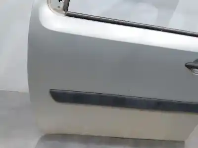 Peça sobressalente para automóvel em segunda mão porta da frente esquerda por renault kangoo combi referências oem iam 801015880r  