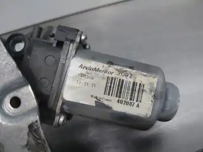 Peça sobressalente para automóvel em segunda mão elevador de vidros dianteira esquerda por renault kangoo combi referências oem iam 807213441r  