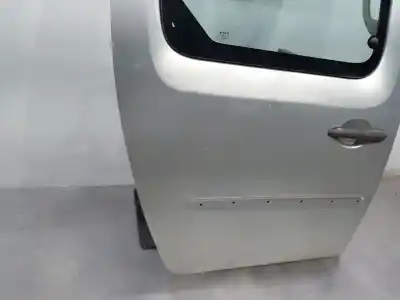 Peça sobressalente para automóvel em segunda mão porta de correr direita por renault kangoo combi referências oem iam 821003122r  