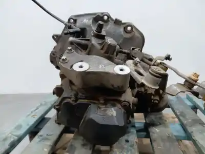 Peça sobressalente para automóvel em segunda mão caixa de velocidades por opel corsa e design line referências oem iam 5700646  