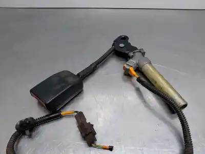 Pièce détachée automobile d'occasion PRETENSIONNEUR D'AIRBAG DROIT pour CITROEN BERLINGO / BERLINGO FIRST MONOSPACE (MF_, GJK_, GFK_) 2.0 HDI 90 (MFRHY) Références OEM IAM 8974VA  