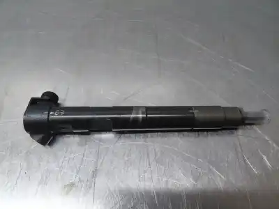 Pièce détachée automobile d'occasion INJECTEUR pour MERCEDES-BENZ CLASE A (W176) DESIGN Références OEM IAM A6510702387  