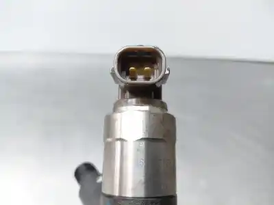 Peça sobressalente para automóvel em segunda mão injetor por opel meriva b enjoy referências oem iam 55578075  