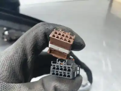 Peça sobressalente para automóvel em segunda mão espelho retrovisor esquerdo por peugeot 508 active referências oem iam 982223069v  