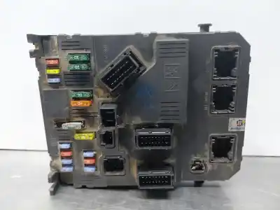 Peça sobressalente para automóvel em segunda mão caixa de fusíveis e relés por peugeot 1007 dolce referências oem iam 9653667280