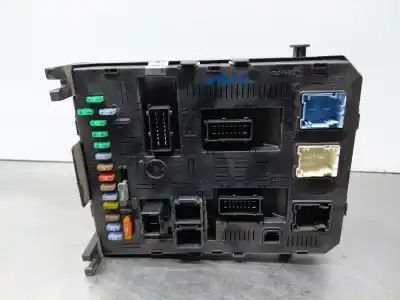 Peça sobressalente para automóvel em segunda mão caixa de fusíveis e relés por peugeot 307 break/sw (s2) pack referências oem iam 9663510180