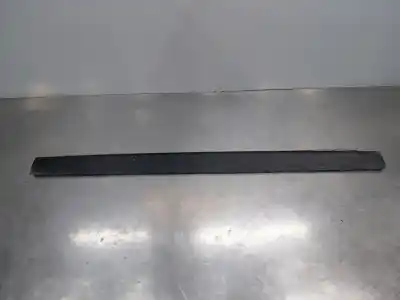 Pièce détachée automobile d'occasion JUPE LATÉRALE pour PEUGEOT 3008 Style Références OEM IAM 7010Y8  