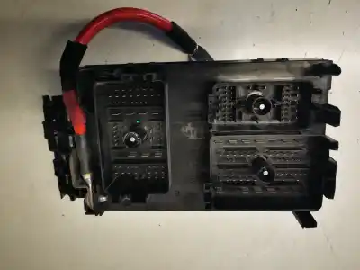 Second-hand car spare part fuse box unit for opel zafira tourer expression oem iam references 13368646  