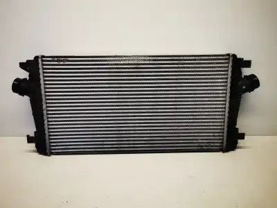 Recambio de automóvil de segunda mano de INTERCOOLER para OPEL ZAFIRA TOURER  referencias OEM IAM 13267647  