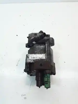 Pezzo di ricambio per auto di seconda mano POMPA DINIEZIONE per FORD FOCUS I SEDÁN (DFW)  Riferimenti OEM IAM R9044Z013A  