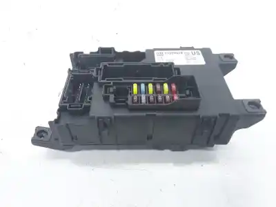 Peça sobressalente para automóvel em segunda mão Caixa De Fusíveis E Relés por OPEL CORSA D Color Edition Referências OEM IAM 13320628 401154265 