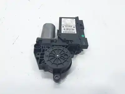 Автозапчастина б/у ДВИГАТЕЛЬ ПЕРЕДНЬОГО ПРАВОГО СКЛА для AUDI A4 B6 (8E2)  Посилання на OEM IAM 8E1959802B  