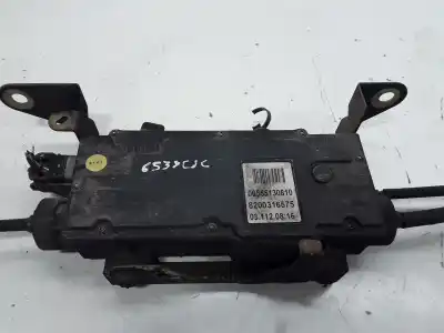 Pièce détachée automobile d'occasion frein à main électrique pour renault espace iv (jk0/1_) 3.0 dci (jk0j, jk0v) références oem iam 8200316575  