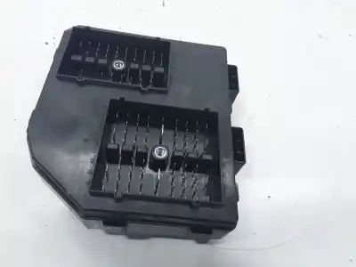 Pezzo di ricambio per auto di seconda mano scatola relè/fusibili per opel antara a (l07) 2.2 cdti riferimenti oem iam 95903657  
