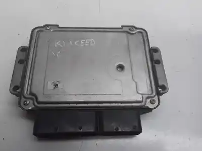 Second-hand car spare part ecu engine control for kia cee'd fastback (ed) 1.6 crdi 115 oem iam references 391032a710 281013569 
