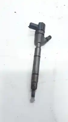 Автозапчастина б/у ИНЖЕКТОР для KIA CEE´D HATCHBACK (ED)  Посилання на OEM IAM 0445110256 338002A400 