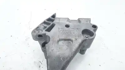 Peça sobressalente para automóvel em segunda mão Suporte Motor por AUDI A3 (8P1) 2.0 TDI 16V Referências OEM IAM 03G199207A  