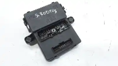 Piesă de schimb auto la mâna a doua MODUL ELECTROTIC pentru SSANGYONG RODIUS 2.7 Turbodiesel CAT Referințe OEM IAM 8232021031  