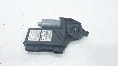 Pièce détachée automobile d'occasion MOTEUR LÈVE VITRE ARRIÈRE GAUCHE pour AUDI A4 B6 (8E2)  Références OEM IAM 8E0959801A 5WK47009DBF 