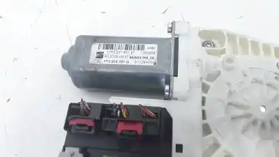 Peça sobressalente para automóvel em segunda mão elevador de vidros dianteira esquerda por seat leon (1p1) 1.9 tdi referências oem iam 1k0959793m 1p0837401e 